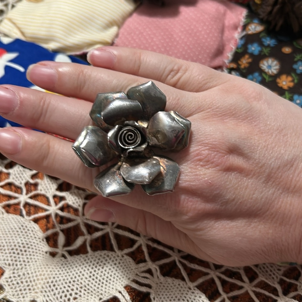 Vintage Sterling Silver 6k Thailand HUGE Rose Flower Adjustable Ring - Picture 11 of 16